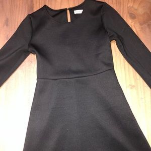 black long sleeved abercrombie and fitch dress